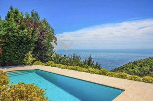 Villa for sale with a panoramic sea view and 5 bedroom - EZE Image 19