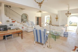 Villa for sale with a sea view and 5 bedroom - NICE MONT BORON Image 6