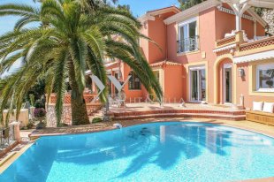 Villa for sale with a sea view and 4 bedroom - VILLEFRANCHE SUR MER Image 3