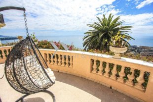Belle epoque Villa for sale with a sea view and 5 bedroom -BEAUSOLEIL Image 4