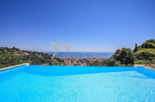 Villa for sale with a sea view and 5 bedroom - MENTON Image 4