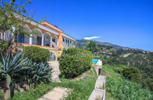 Villa for sale with a sea view and 5 bedroom - MENTON Image 6