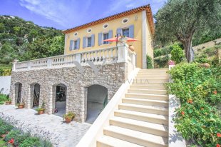 Villa for sale with 4 bedroom - EZE Image 6