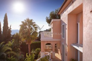 Classically Styled Villa for sale panoramic sea view - VILLEFRANCHE SUR MER Image 4
