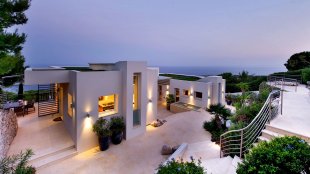 Contemporary villa rental panoramic sea view- ST JEAN CAP FERRAT Image 5