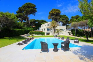 Villa Modern et Spacieuse avec Vue Mer - CAP D'ANTIBES Image 3