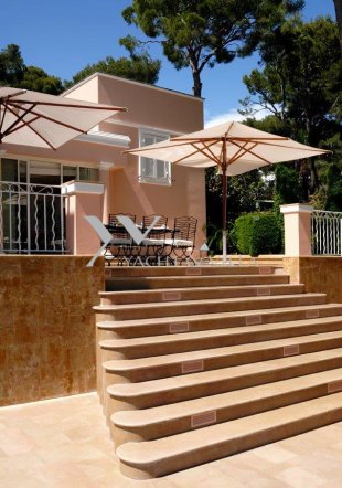 Villa for rental with a panoramic sea view and 6 bedrooms - St Jean Cap Ferrat Image 10