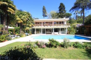 Californian villa for Rental with a 5 bedrooms - CAP D'ANTIBES Image 1