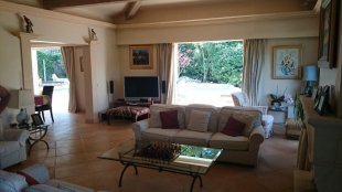 Private 5 Bedroom Villa for rental with beautiful views of MOUGINS Image 4