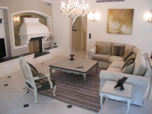 Villa Provençale for sale with 5 bedrooms - CAP D'ANTIBES Image 15