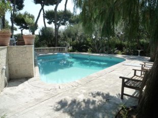 Charming Neo Provençale Villa for sale with 4 Bedrooms - CAP D'ANTIBES Image 3
