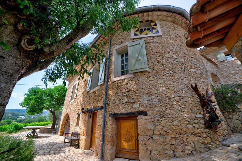 Bastide from 17th century in perfect condition Image 4