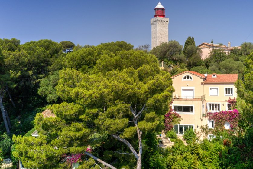 A Rare 16-Bedroom Property Nestled Within The Privileged Area Of Cap d'Antibes Image 1