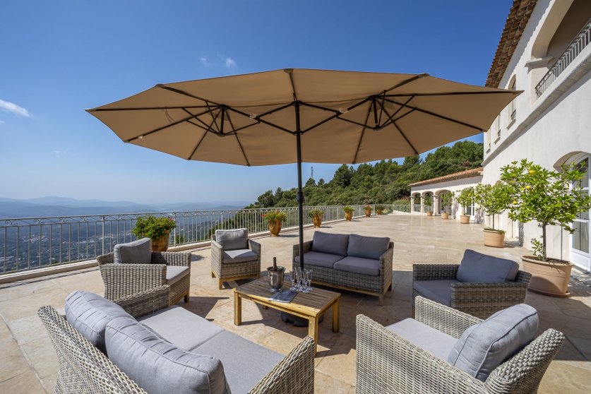 Wonderful villa on the hills with outstanding view on the sea and Saint-Cassien lake Image 13