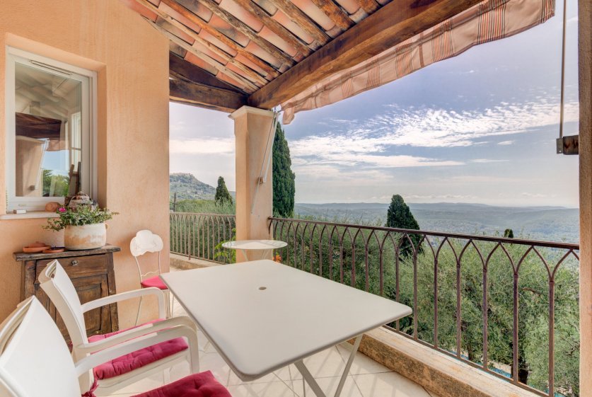 6 bedroom villa with panoramic views Image 13
