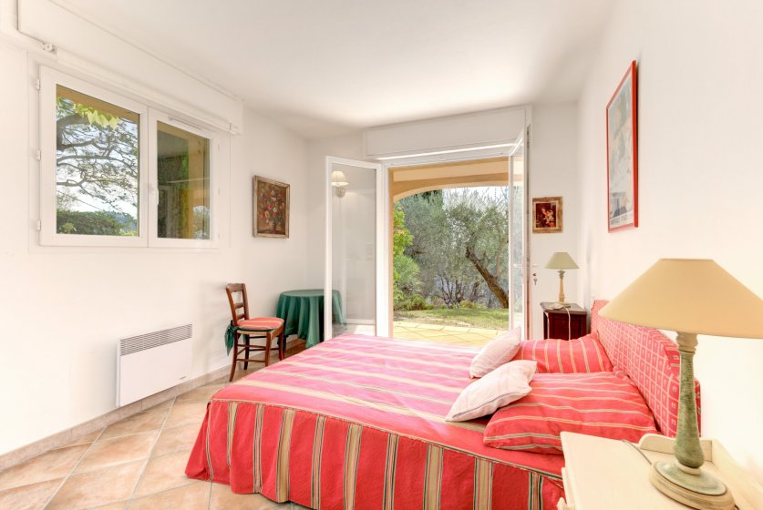 6 bedroom villa with panoramic views Image 14