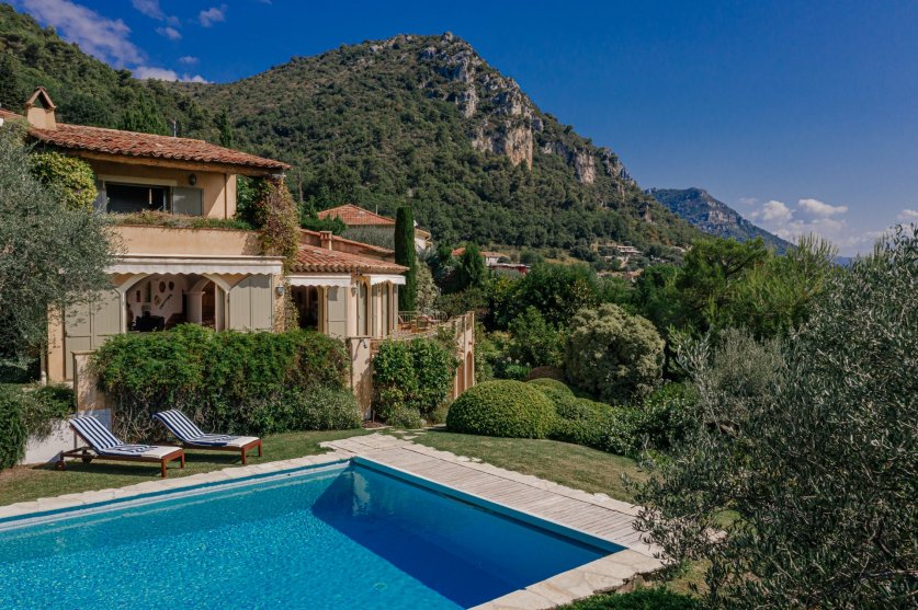 A Charming 5 Bedroom Provencal Villa In The Countryside Between Nice & Antibes Image 1