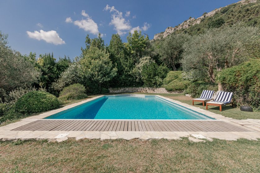 A Charming 5 Bedroom Provencal Villa In The Countryside Between Nice & Antibes Image 4