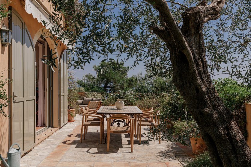 A Charming 5 Bedroom Provencal Villa In The Countryside Between Nice & Antibes Image 7