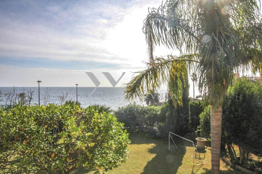 Villa for sale with a sea view and 4 bedroom - CAP D'AIL Image 9