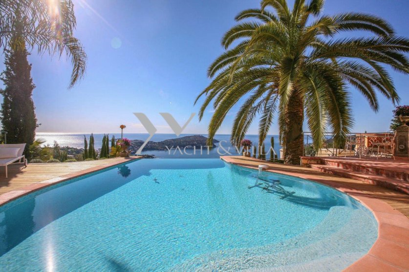 Villa for sale with a sea view and 4 bedroom - VILLEFRANCHE SUR MER Image 19