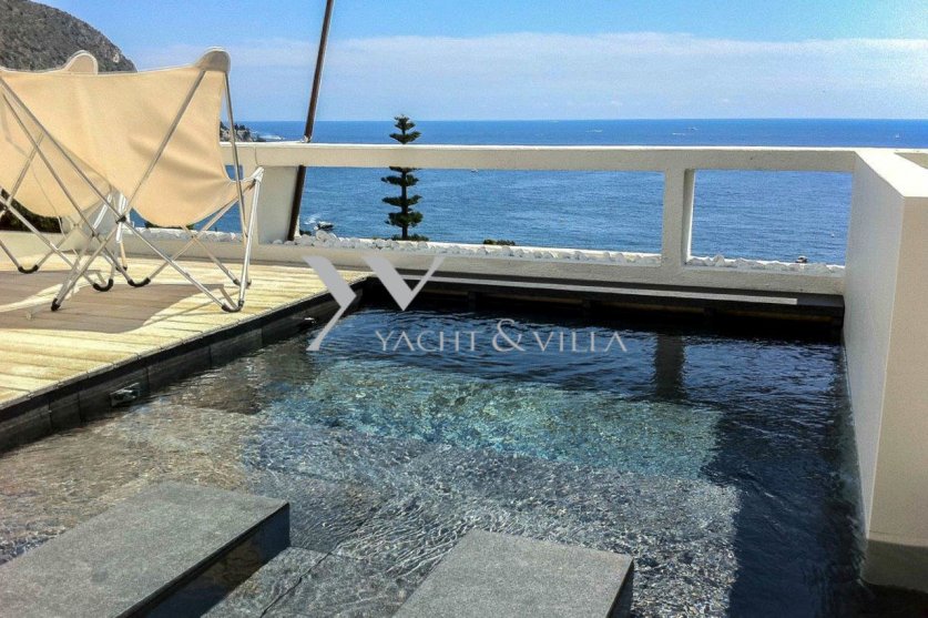 Contemporary Villa for sale with a panoramic sea view and 4 bedroom - EZE SUR MER Image 2