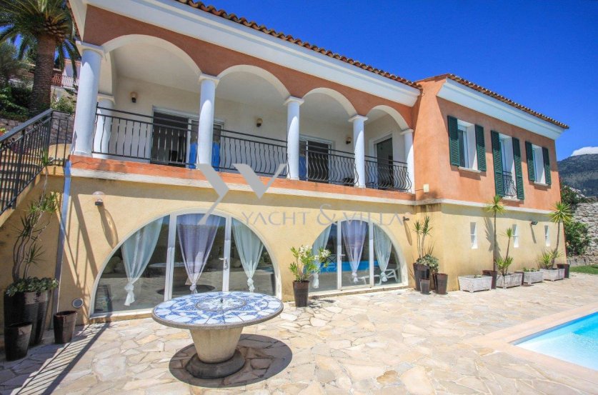 Villa for sale with a sea view and 5 bedroom - MENTON Image 1