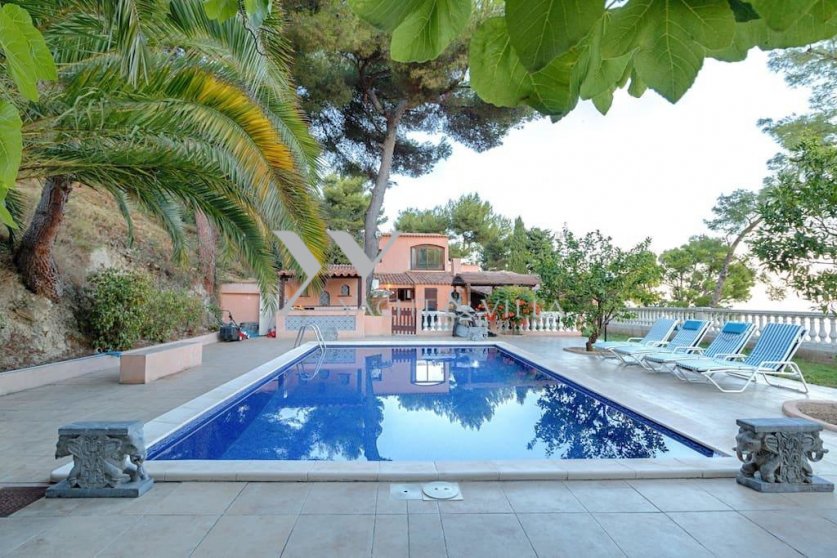 Villa à louer avec une vue mer et 5 chambres - Roquebrune Cap Martin Image 1
