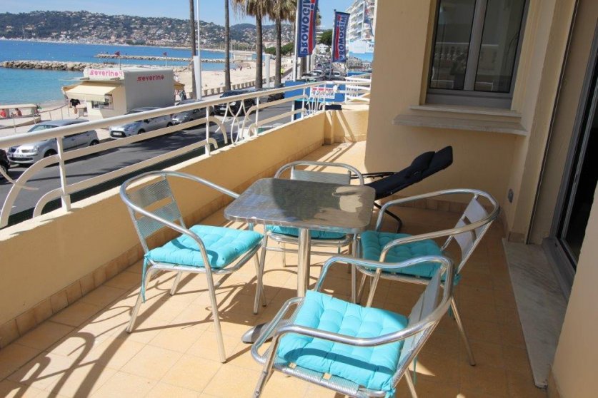 Apartment for rental 2 bedrooms with a sea view - JUAN LES PINS Image 2