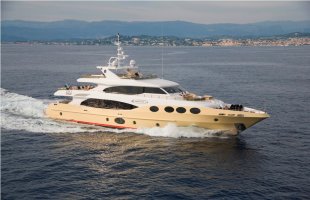Yacht Charter Grenadines III